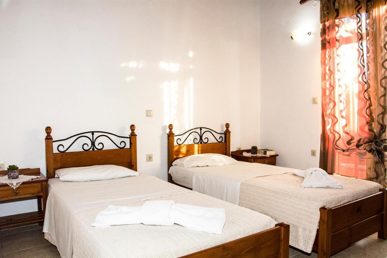 Villa Manos Kalamítsion Amigdhálion Buitenkant foto