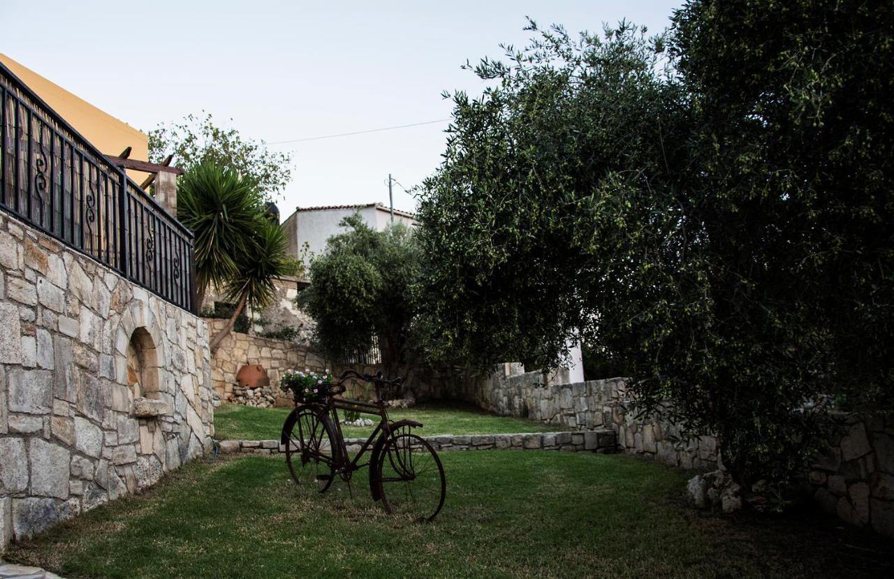 Villa Manos Kalamítsion Amigdhálion Buitenkant foto